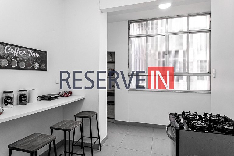 Apartamento com 3 Quartos para alugar, 205m² - Copacabana