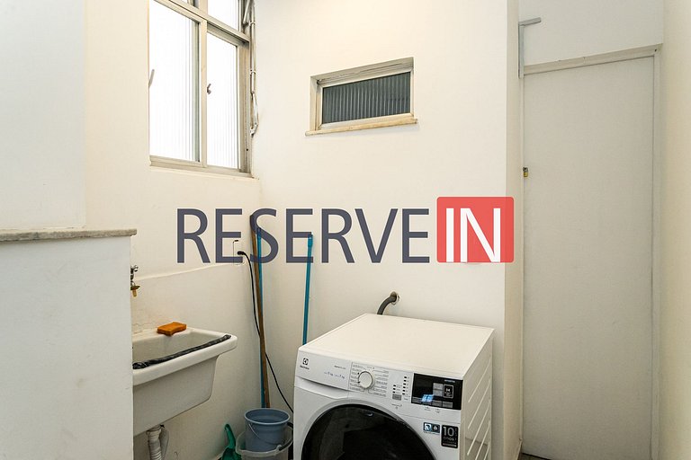 Apartamento com 3 Quartos para alugar, 205m² - Copacabana