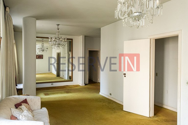 Apartamento com 3 Quartos e 2 banheiros à Venda, 170 m² por