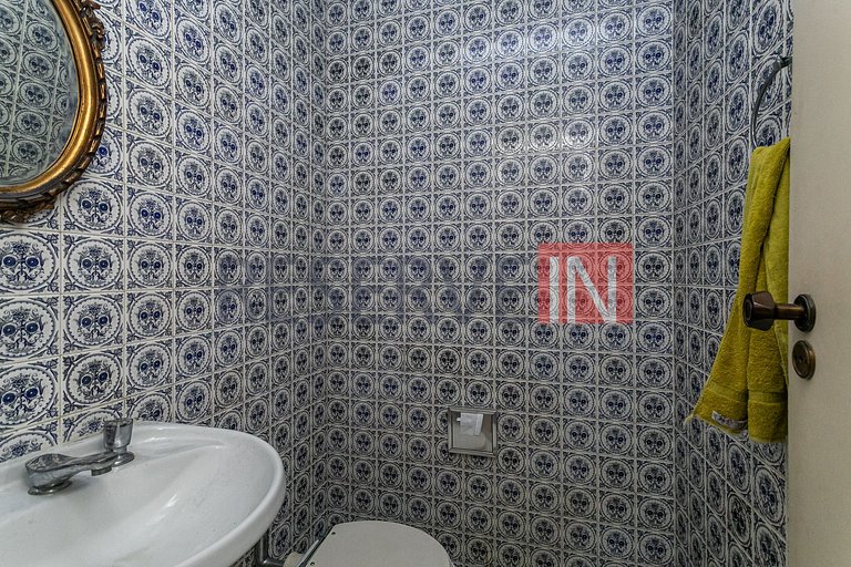 Apartamento com 3 Quartos e 2 banheiros à Venda, 170 m² por