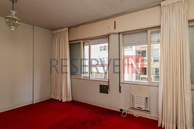 Apartamento com 3 Quartos e 2 banheiros à Venda, 170 m² por