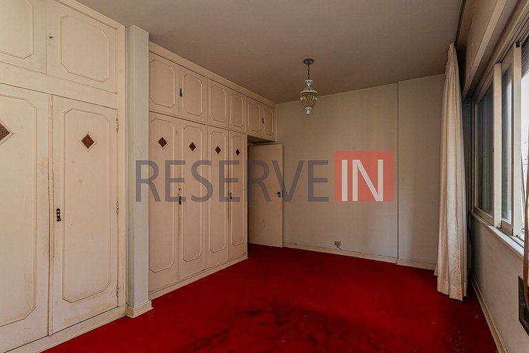 Apartamento com 3 Quartos e 2 banheiros à Venda, 170 m² por