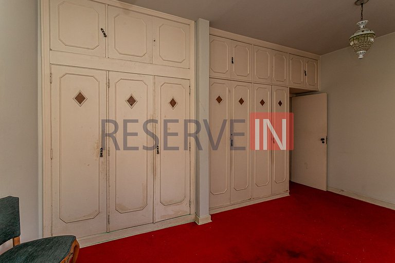 Apartamento com 3 Quartos e 2 banheiros à Venda, 170 m² por