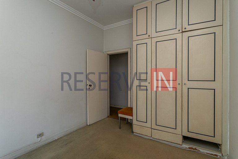 Apartamento com 3 Quartos e 2 banheiros à Venda, 170 m² por