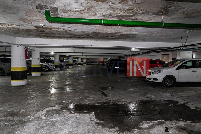Apartamento com 3 Quartos e 2 banheiros à Venda, 170 m² por