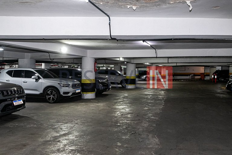 Apartamento com 3 Quartos e 2 banheiros à Venda, 170 m² por